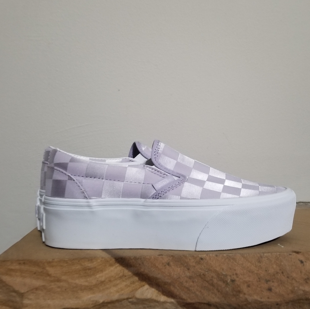NEW! Vans Checkered Satin Platform Slip-On Sneakers Womens Sz 9.5